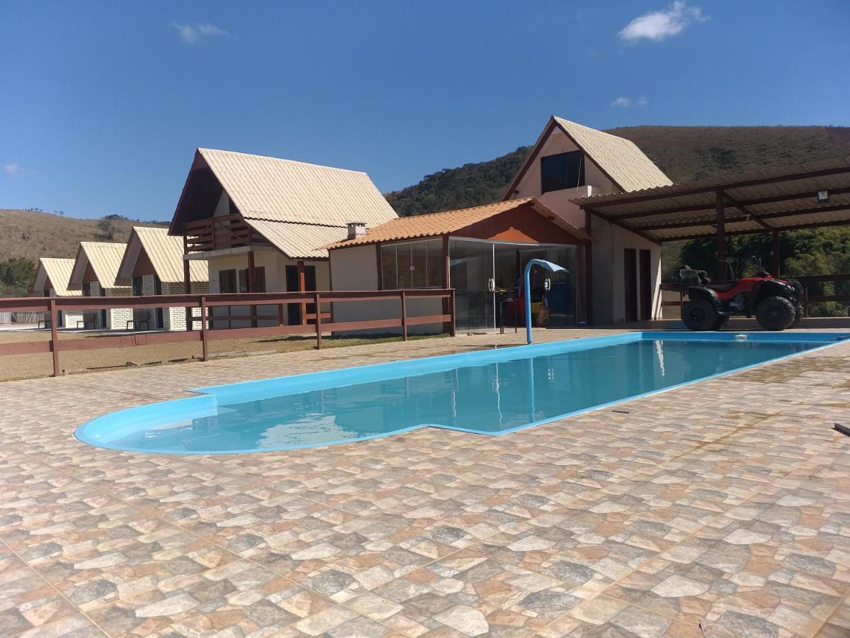 Pousada Recanto Feliz Carvalhos Mg Buitenkant foto