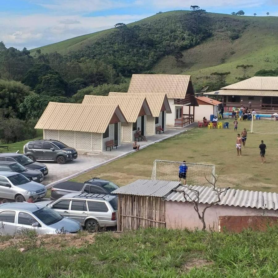 Pousada Recanto Feliz Carvalhos Mg Buitenkant foto