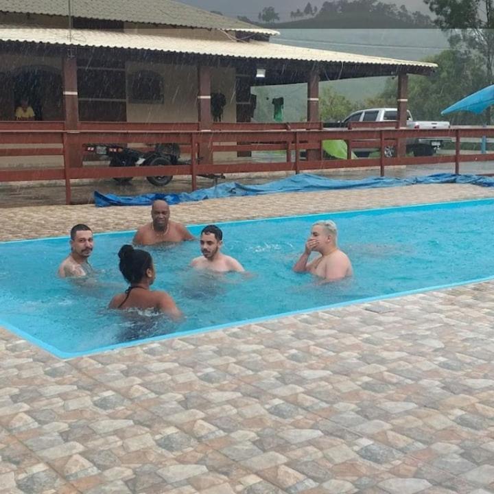 Pousada Recanto Feliz Carvalhos Mg Buitenkant foto