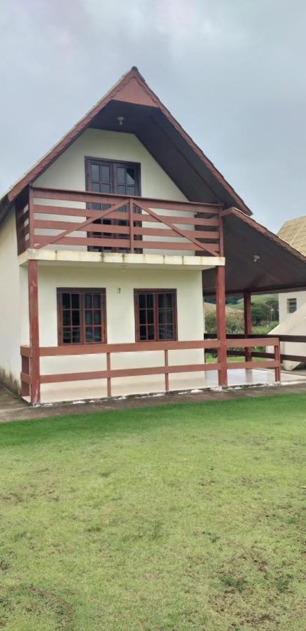 Pousada Recanto Feliz Carvalhos Mg Buitenkant foto